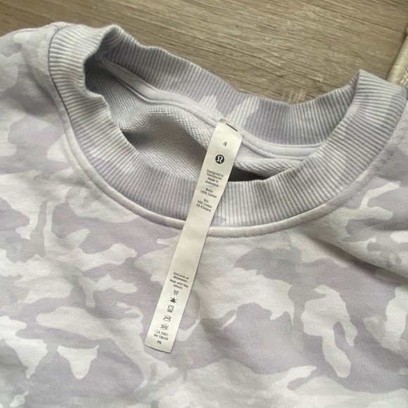 Lululemon Oversized Crew - Picture 3 of 4